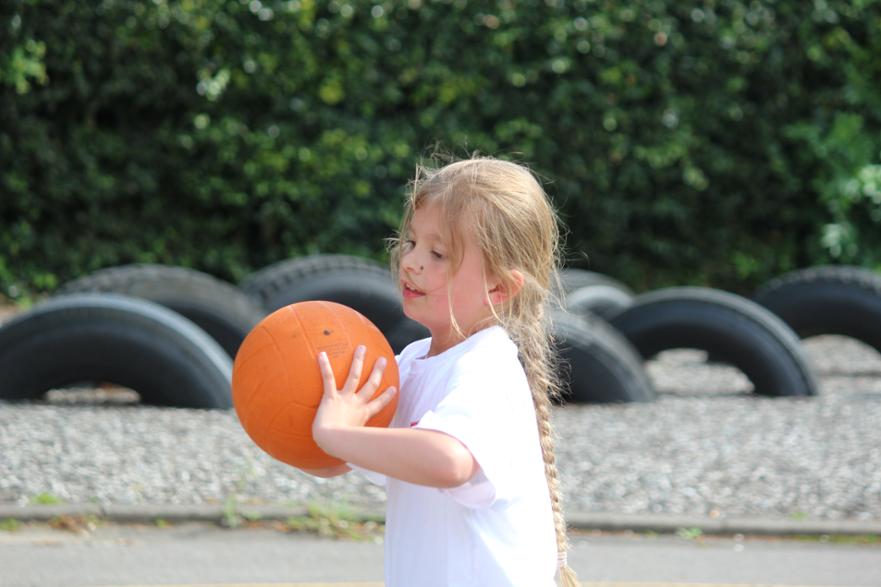 Netball (9) 